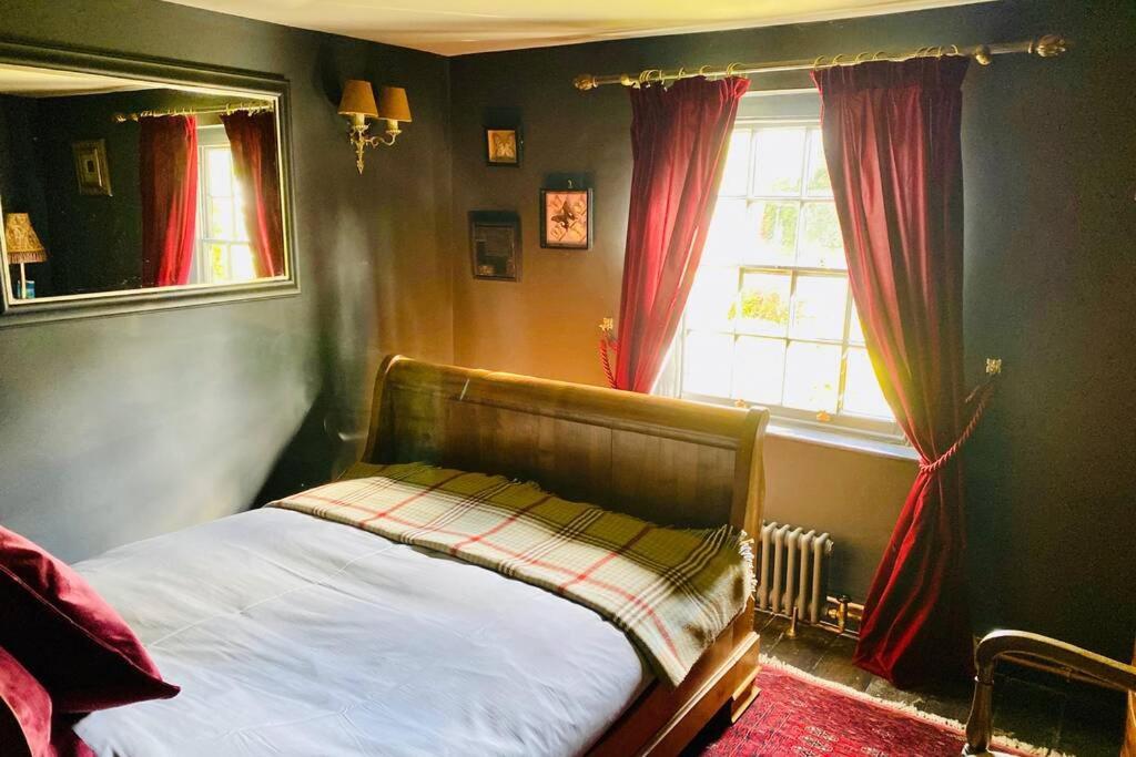 Martin Mill 17Th Century Boutique Getaway In The Countryside 아파트 외부 사진